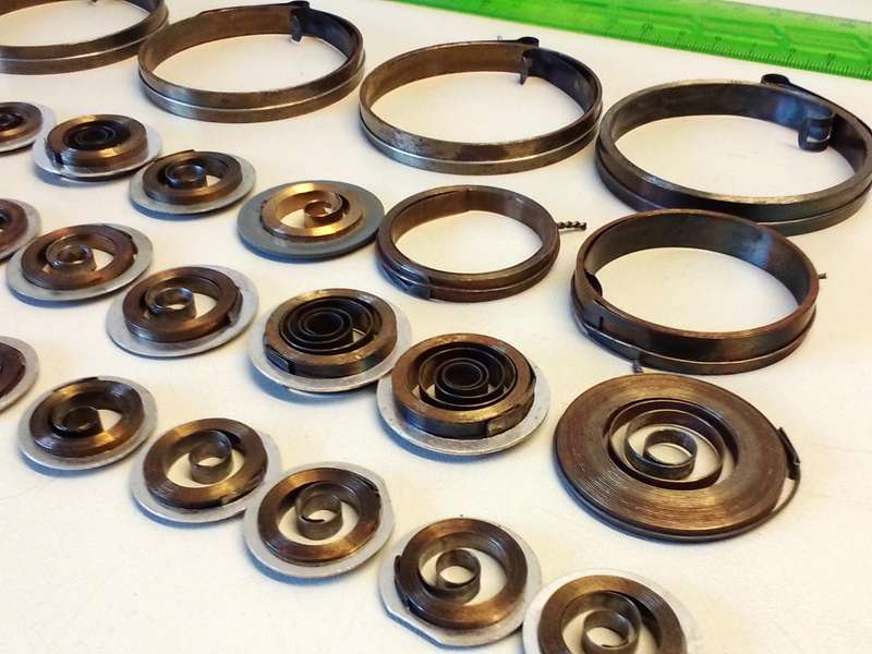 Assorted alarm clock springs