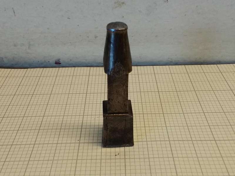 Watchmakers/jewelers small upright anvil