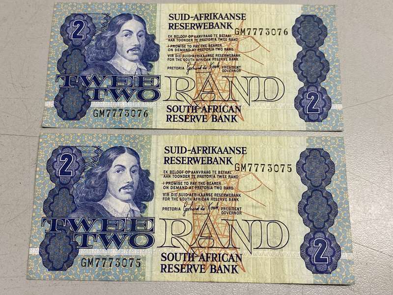 Two Rand notes x 2