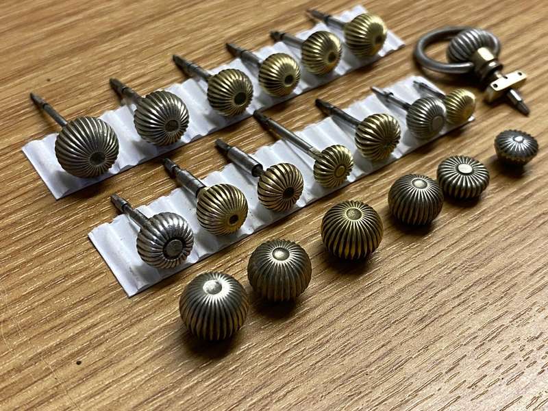 20 pocket watch crowns