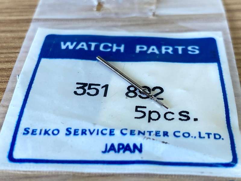 SEIKO Watch Stem 351-892