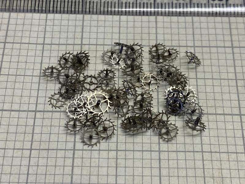 Watch escape wheels - 50+ pieces