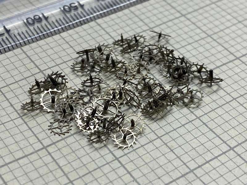Watch escape wheels - 50+ pieces