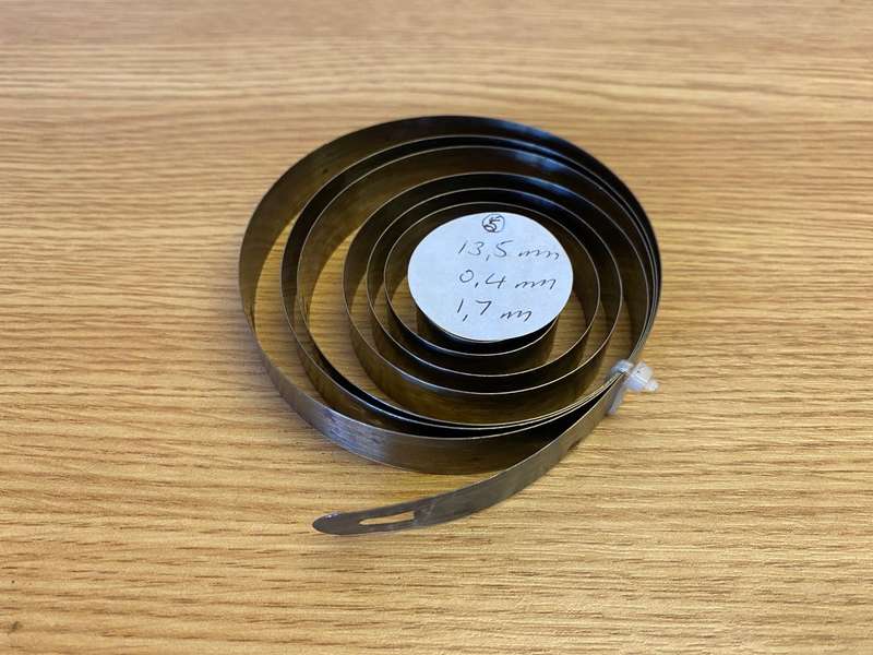 13.5mm clock mainspring - lot 5