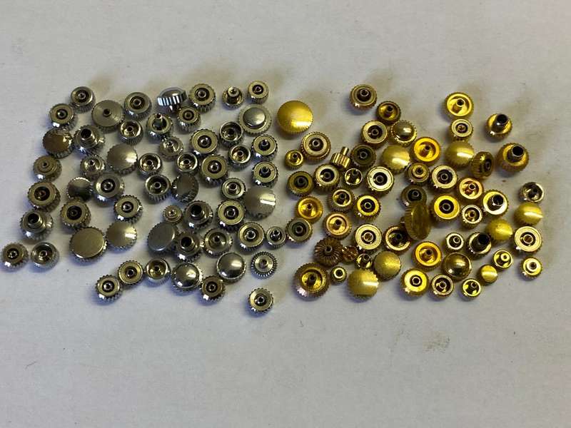 Assorted used watch crowns - 100+ pieces - lot 2