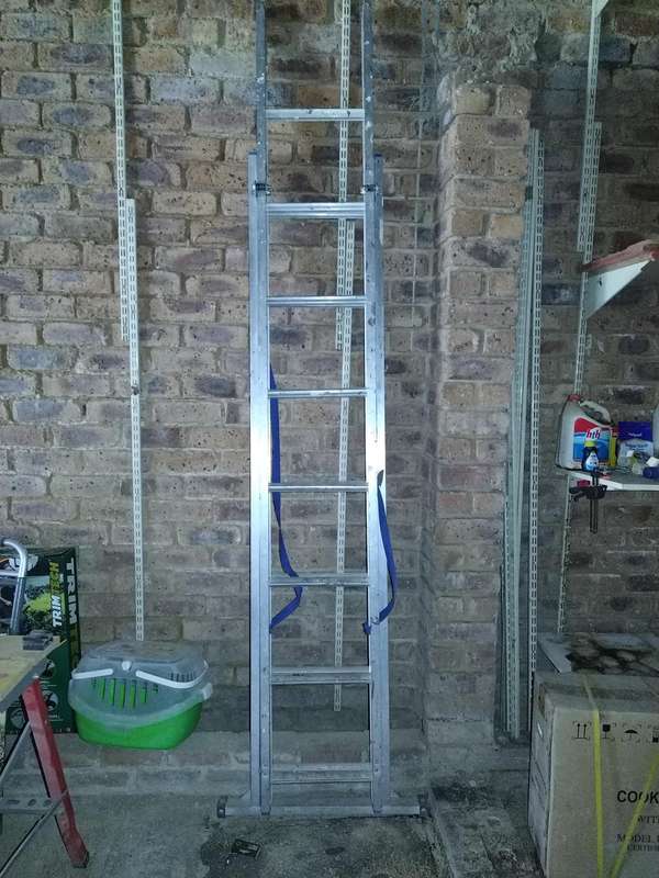 Gravity 2-section aluminium extension/combination ladder up to 3.75m