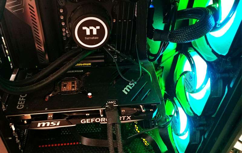 15GEN INTEL| TOMAHAWK LGA1851 | RTX 4070 Super OC|32GB DDR5|M.2 NVMe|GAMING|AI|