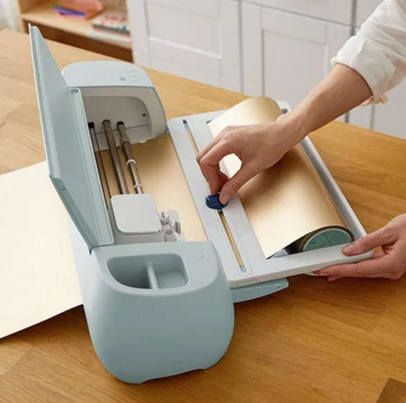Cricut Explore 3 Starter bundle