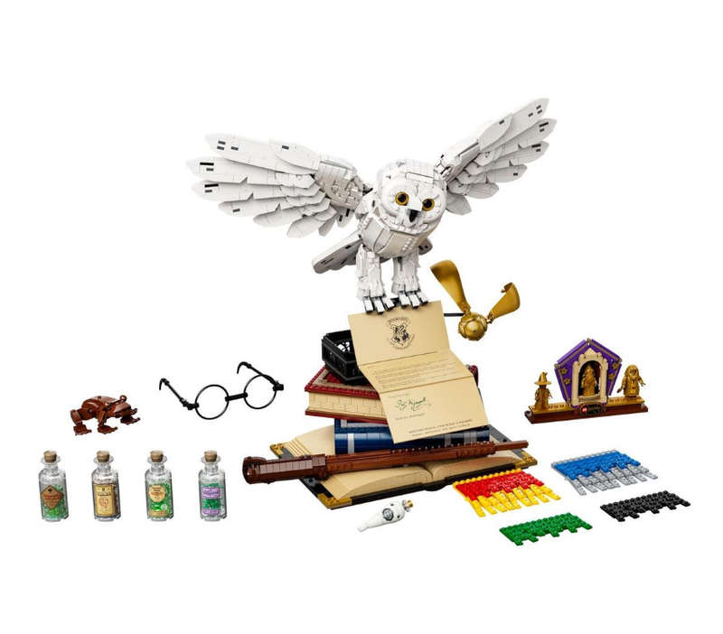 LEGO® Harry Potter Hogwarts Icons - Collectors' Edition 76391 (3,010 Pieces)