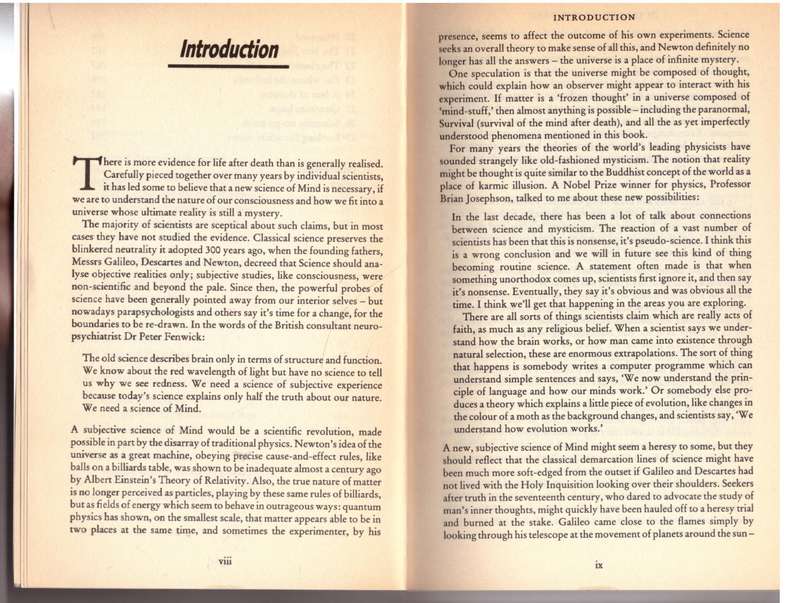In Search of the Dead: A Scientific Investigation of Evidence - Jeffrey Iverson