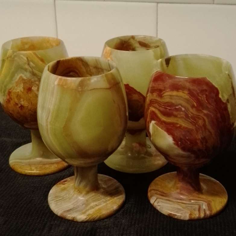 4 x vintage Gorgeous retro alabaster stemmed wine goblets