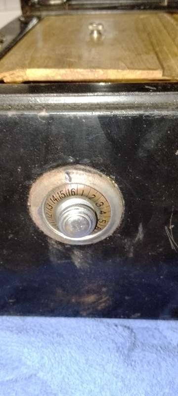 A VINTAGE HIGH CLASS ALL STEEL HAND SAFE 36x24x16 NO KEY