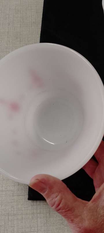 A PAIR OF VINTAGE MILK GLASS MIXING BOWLS -OP 14 X 9 BASE 7CM