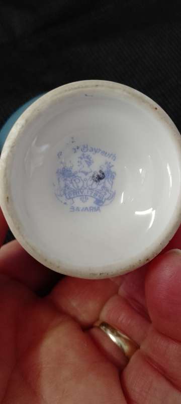 An ANTIQUE BAYREUTH BAVARIAN BUD VASE - SILVER COLLAR