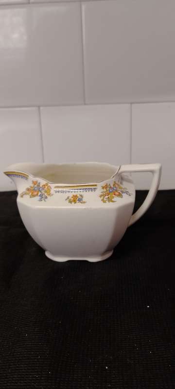 Vintage John Maddock Ivory Ware Large Breakfast Milk Jug