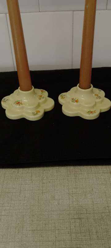 A PAIR OF VINTAGE CERAMIC WADE - made in England CANDLE STICK HOLDERS Base 10cm