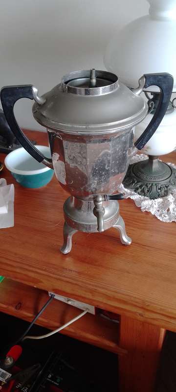 A VINTAGE ELECTRIC  SOLCAR COFFEE PERCOLATOR