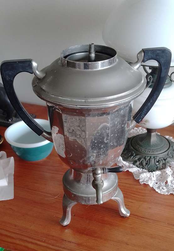 A VINTAGE ELECTRIC  SOLCAR COFFEE PERCOLATOR