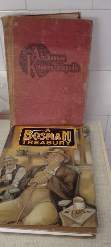 1x Afrikaans Encyclopedia & 1x Story book - Bosman