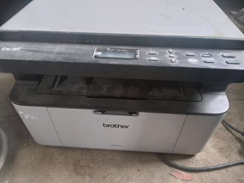 4 pcs with 2 printers bargain