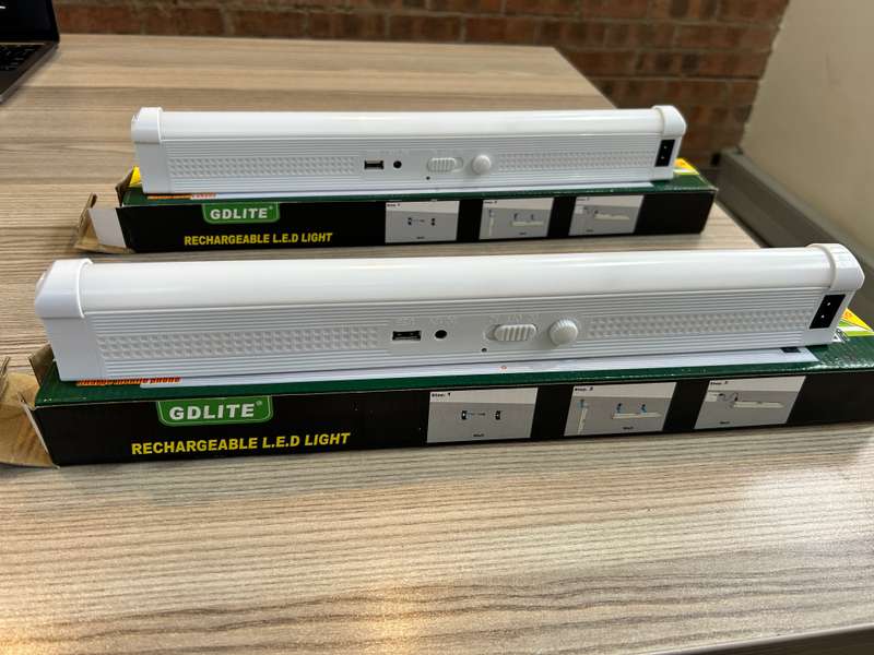 7 Watt LED Emergency lights 2 for 1 bid