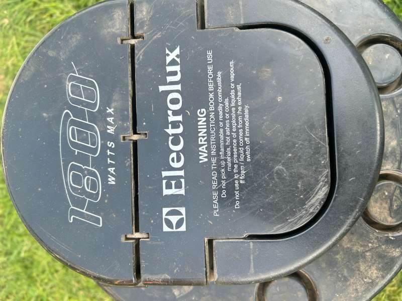 Electrolux Wet/Dry Vacuum  2 in 1