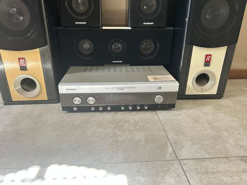 Rocksonic AV-3688 Digital Home Theatre amplifier system