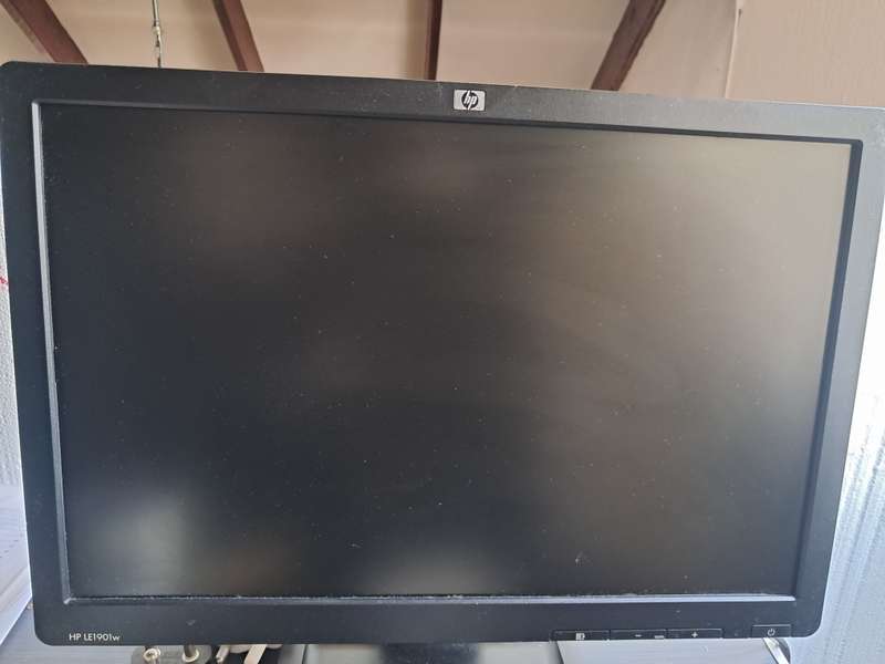HP LE1901W 19" Monitor
