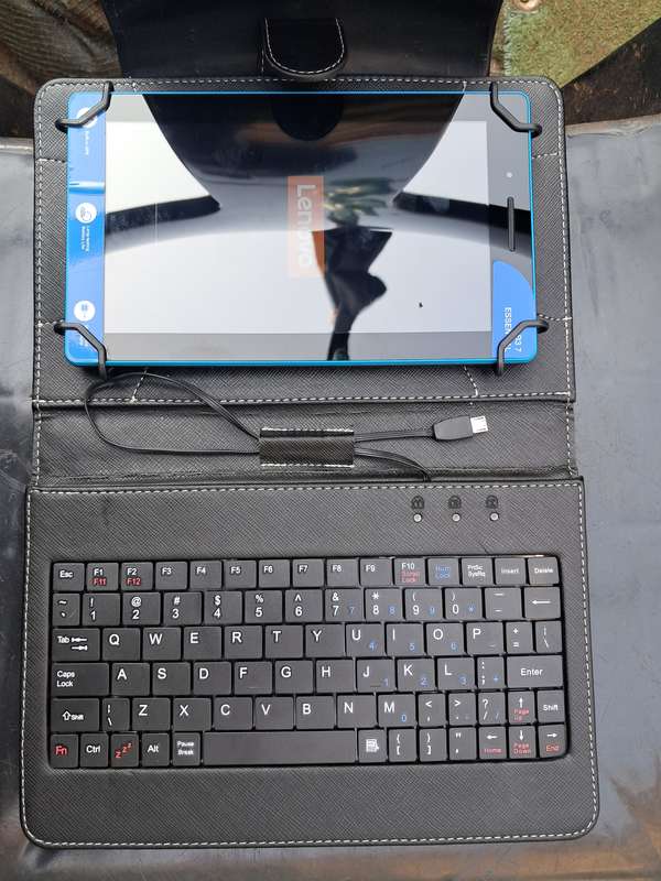 Lenovo Tab 3 - Tablet 7"