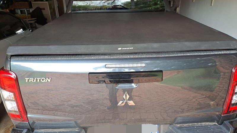 Keko tonneau cover Triton