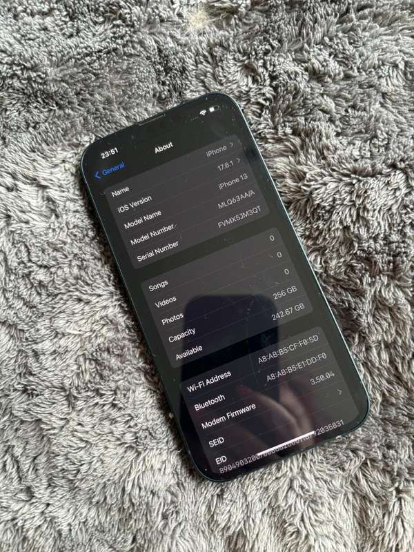 iPhone 13 256GB