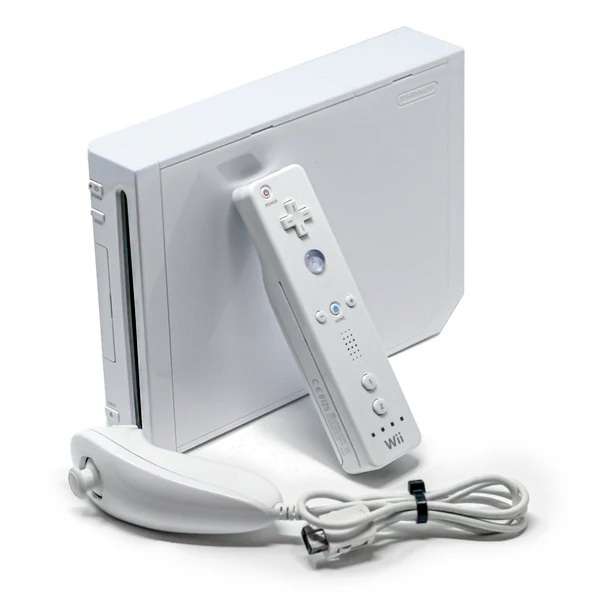 Nintendo Wii Console White 2 Controller + Nunchuk Cords