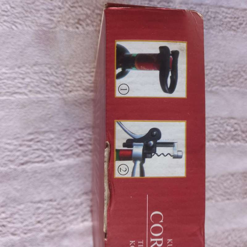 CORKSCREW SET BOXED (AS NEW)