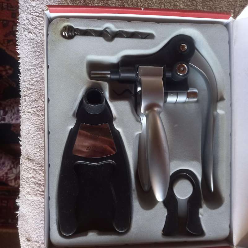 CORKSCREW SET BOXED (AS NEW)