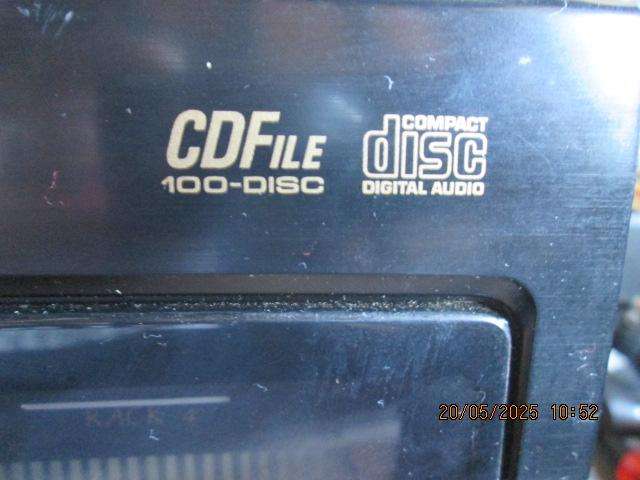 PIONEER PD-F100 ...100CD SHUTTLE PLAYER