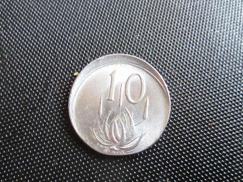 1965 10c ERROR COIN AFRIKAANS. VERY SCARCE