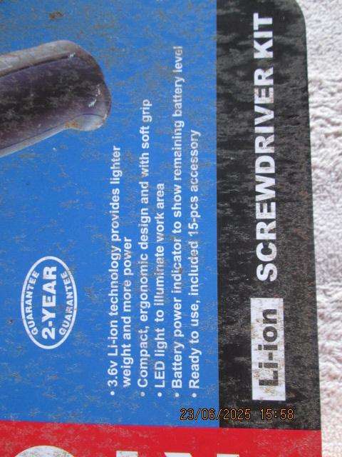 RYOBI Li-ION SCREWDRIVER KIT