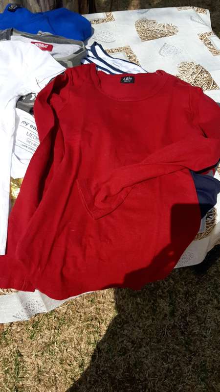 14x Women's T-Shirts Size M Combo for Self-use or ideal stock for Thrift Store / Informal trading