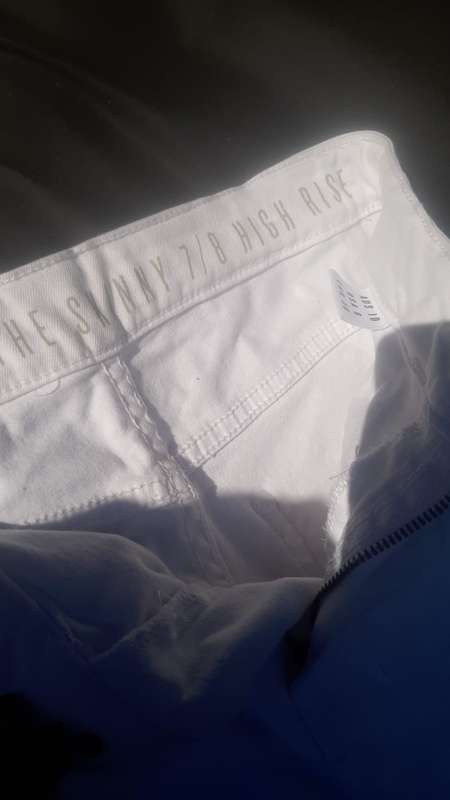 The Skinny 7 /8 High Rise Womens / Teens White Jeans