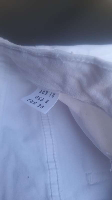 The Skinny 7 /8 High Rise Womens / Teens White Jeans