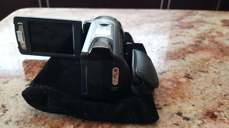 Telefunken Tvc-500 Digital Camcorder SD card & Velvet Bag included