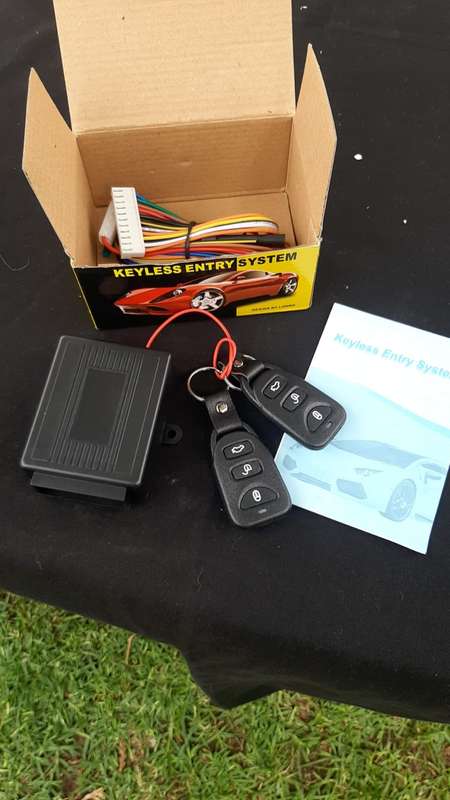 Keyless Entry System 12V Universal Car Automatic Remote Control Central Kit Car Door Lock