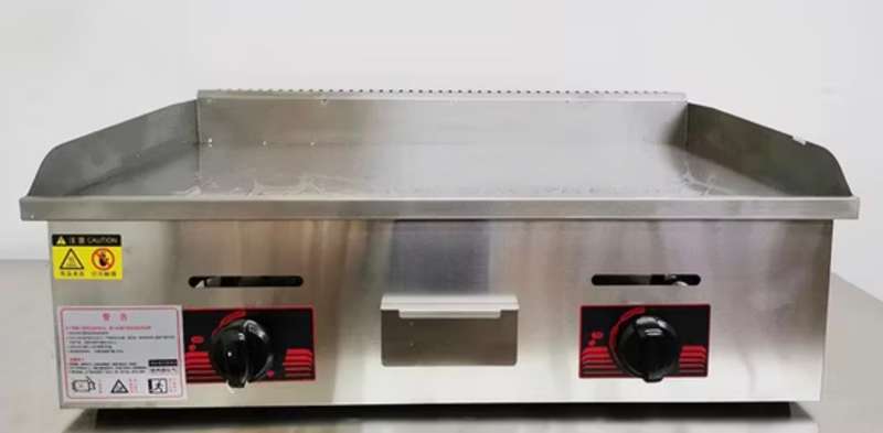 Flat Top Gas Griller 700mm+2 Spatula+ 1 Tray