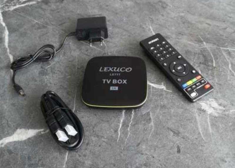 Hirano 40" LED TV with TV Box 128GB