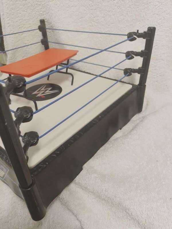 WWE Smackdown Live Ring with Collapsible table Mattel 2010