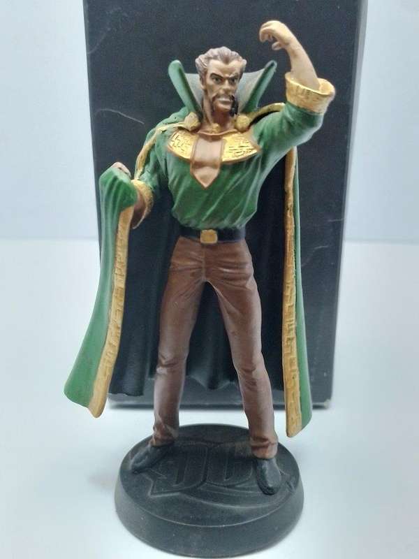 DC Comics Super Hero Collection - Ra's Al Ghul - no Magazine Eaglemoss Collections