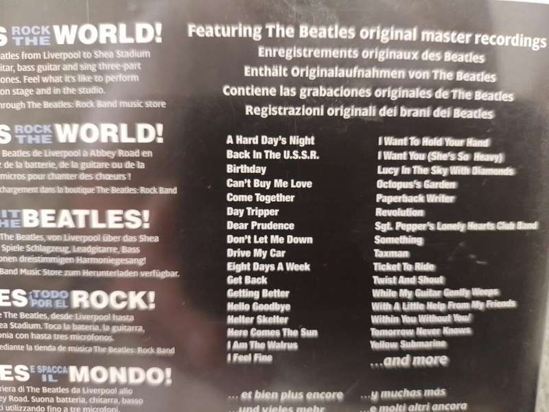PS3 - The Beatles Rock Band + Wired EA Microphone