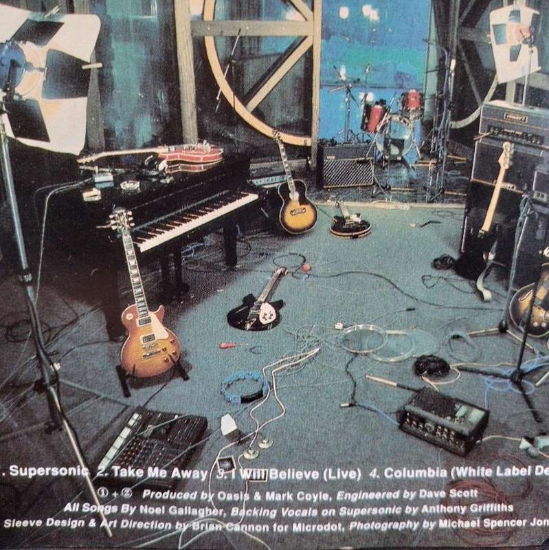 CD - Oasis - Supersonic (single) CDSIN 99 I