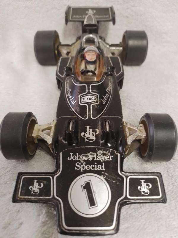 Vintage Corgi John Player Special Made in Great Britain (1:18 Scale? 26.5cm long)