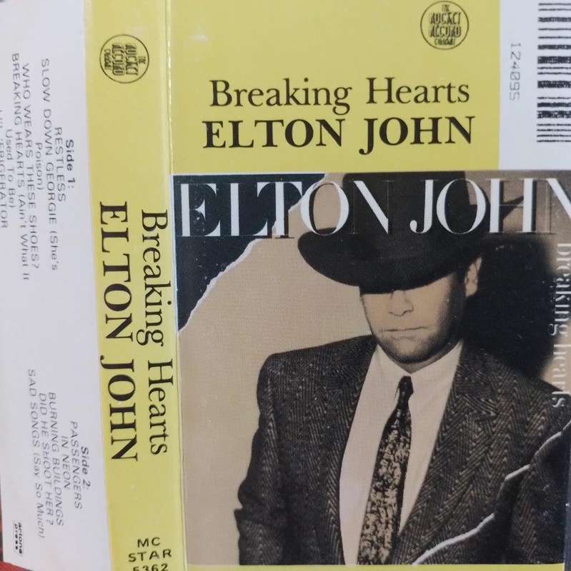 Cassette - Elton John Breaking Hearts